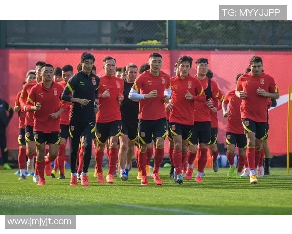 楚阿梅尼的崛起与挑战：探索新一代中场球员的未来发展之路