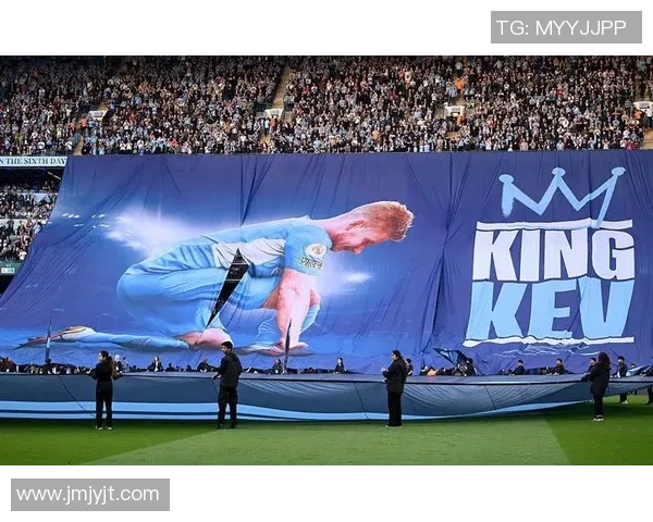 德布劳内领衔曼城新赛季征程球迷期待他的精彩表现与战术智慧 德布劳内领衔曼城新赛季征程球迷期待他的精彩表现与战术智慧