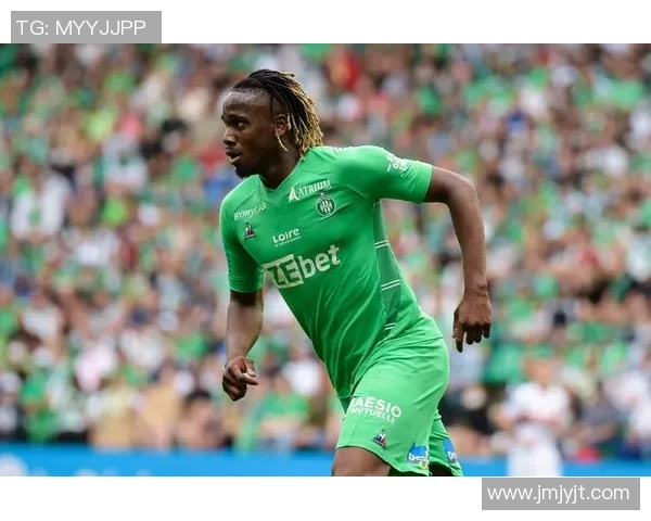 法甲波尔多迎战圣埃蒂安争夺关键三分展现球队实力与斗志