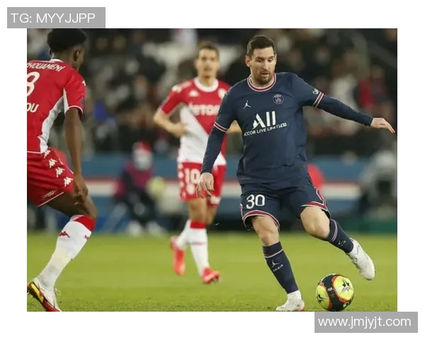 朗斯与巴黎足球会激战正酣谁能在这场对决中笑到最后